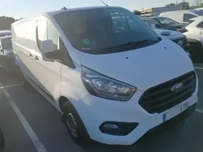 Usado Ford Transit Custom Trend 130 CV (95 kW) 2021 Blanco Van