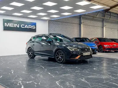 Usado Seat Leon 4Drive 300 CV (220 kW) 2020 Gris / plata Familiar