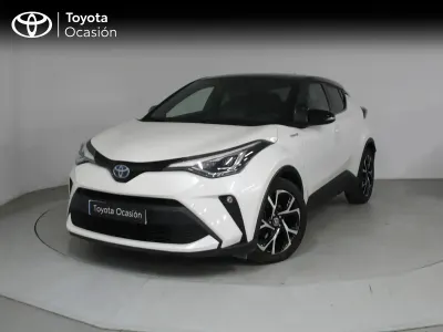 Käytetty Toyota C-HR Advance 184 HP (135 kW) 2021 Valkoinen Katumaasturi
