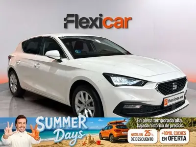 Usado Seat Leon Style 116 CV (85 kW) 2025 Blanco Familiar