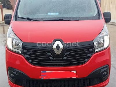 Rojo Usado 2019 Renault Trafic LIMITED Monovolumen | 14.900 € (Precio justo)