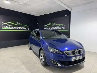 Usado Peugeot 308 GT-line 150 CV (110 kW) 2015 Azul Utilitario
