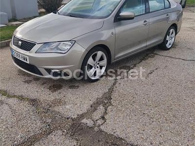 Beige Usado 2012 Seat Toledo Reference Berlina | 6900 € (Precio justo)