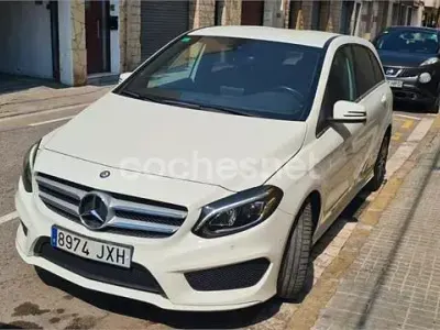 Usado Mercedes B200 AMG line 136 CV (100 kW) 2017 Blanco Monovolumen