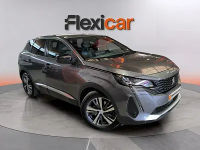 Usado Peugeot 3008 Allure 225 CV (165 kW) 2023 Gris SUV