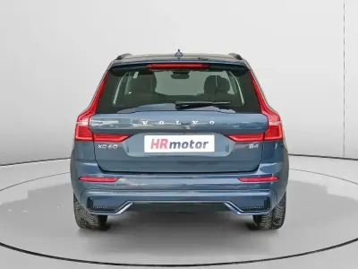 Używany Volvo XC60 R-Design 197 KM (144 kW) 2021 Niebieski SUV