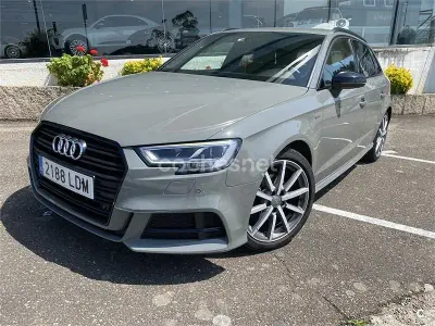 Usado Audi A3 S-Line 150 HP (110 kW) 2019 Cinzento Sedan