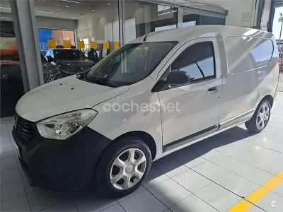 Usado Dacia Dokker 102 CV (75 kW) 2018 Blanco Monovolumen
