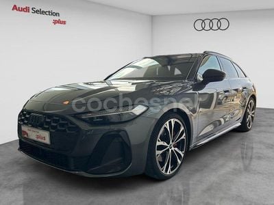 Gris / plata Usado 2024 Audi A5 Ambiente Coupe | 56.900 €