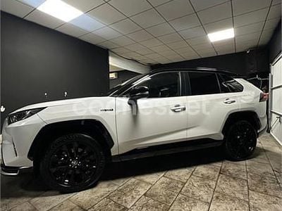 Używany Toyota RAV4 Hybrid 222 KM (163 kW) 2019 Biały SUV