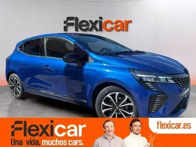 Usado Renault Clio Techno 100 CV (73 kW) 2025 Azul Utilitario