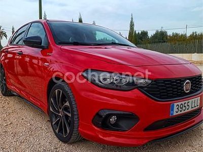 Usado Fiat Tipo 120 CV (88 kW) 2020 Rojo Berlina