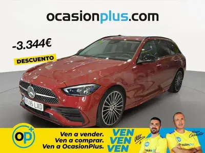 Usado Mercedes C220 200 CV (147 kW) 2022 Rojo Familiar
