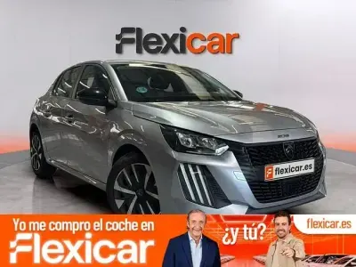 Usado Peugeot 208 Active 100 CV (73 kW) 2024 Gris Utilitario