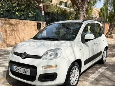 Usado Fiat Panda Easy 69 CV (50 kW) 2016 Blanco Utilitario