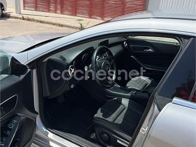Mercedes CLA200