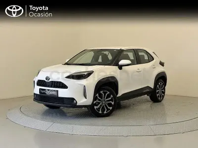 Usado Toyota Yaris Cross Active 116 CV (85 kW) 2022 Blanco SUV