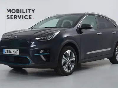 Usado Kia e-Niro 150 kW (204 CV) 2020 Azul SUV