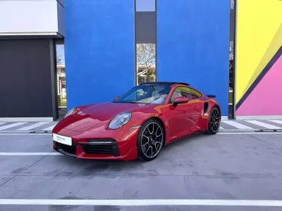 Usado Porsche 992 650 CV (478 kW) 2021 Rojo Coupe