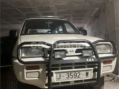 Usado Nissan Terrano 100 HP (73 kW) 1995 Branco SUV