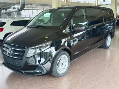 Nuevo Mercedes Vito 163 CV (119 kW) 2026 Negro Van