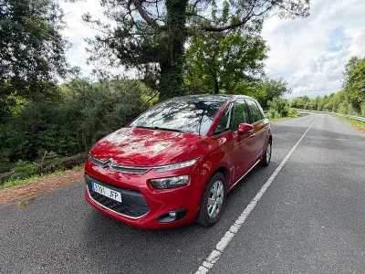Usado Citroën C4 Picasso Intensive 115 CV (84 kW) 2015 Granate Monovolumen