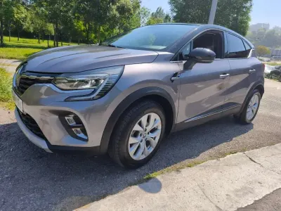 Usado Renault Captur Intens 101 CV (74 kW) 2021 Beige SUV