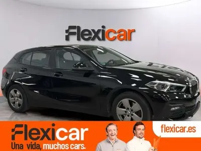 Begagnad BMW 116 116 HK (85 kW) 2021 Svart Halvkombi