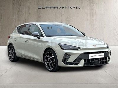 Usado Cupra Leon 150 CV (110 kW) 2025 Gris / plata Berlina