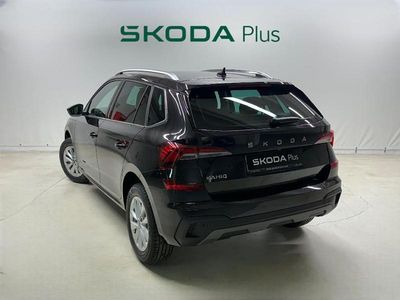 Usado Skoda Kamiq Selection 115 CV (84 kW) 2025 Negro SUV