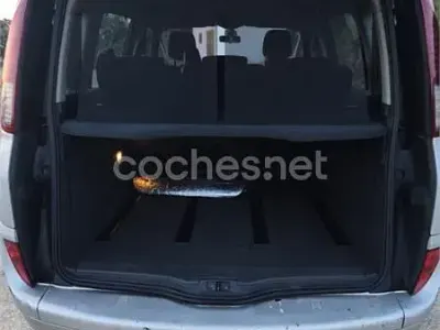 Usado Renault Espace 130 CV (95 kW) 2010 Gris / plata Monovolumen