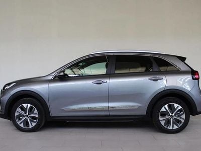 Begagnad Kia Niro 150 kW (204 HK) 2022 Grå SUV