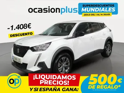 Usado Peugeot 2008 Active 100 CV (73 kW) 2022 Blanco SUV
