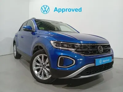 Usado VW T-Roc Edition 150 CV (110 kW) 2025 Azul SUV