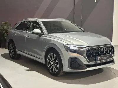 Usado Audi Q8 S-Line 286 CV (210 kW) 2024 Otro SUV