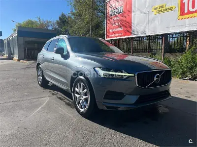 Käytetty Volvo XC60 Momentum 150 HP (110 kW) 2018 Harmaa Katumaasturi