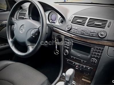 Mercedes E280