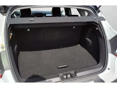 Usado Renault Captur Zen 145 CV (106 kW) 2022 Blanco SUV
