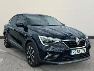 Usado Renault Arkana Intens 140 CV (102 kW) 2021 Negro SUV
