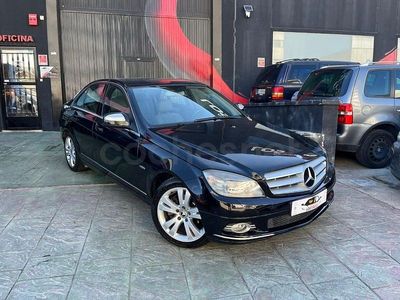 Usado Mercedes C220 Avantgarde 150 CV (110 kW) 2007 Negro Berlina