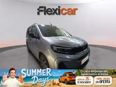Usado Opel Combo S 100 CV (73 kW) 2025 Gris Monovolumen