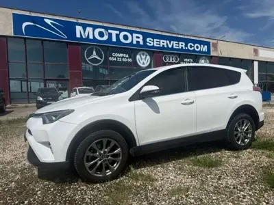 Usado Toyota RAV4 Advance 143 CV (105 kW) 2016 Blanco SUV