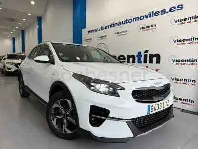 Usado Kia XCeed 120 CV (88 kW) 2022 Blanco SUV