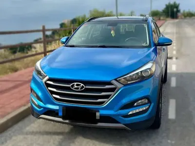 Usado Hyundai Tucson 114 CV (83 kW) 2016 Azul SUV