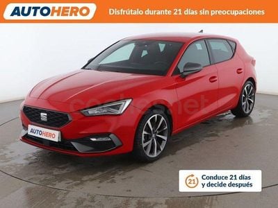 Usado Seat Leon FR 131 CV (96 kW) 2023 Rojo Berlina