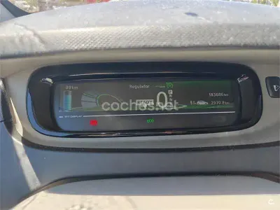 Usado Renault Zoe Intens 2014 Eléctrico Utilitario