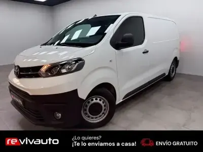 Usado Toyota Proace 102 CV (75 kW) 2022 Blanco Monovolumen