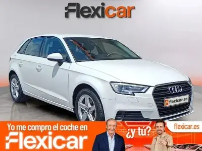 Usado Audi A3 116 CV (85 kW) 2019 Blanco Berlina
