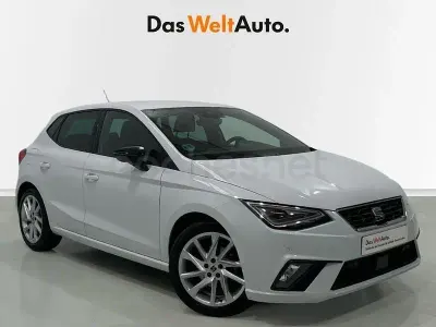 Usado Seat Ibiza FR 150 CV (110 kW) 2024 Blanco Utilitario