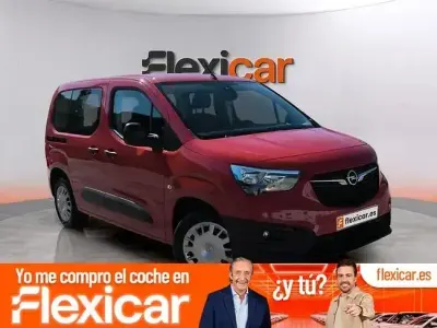 Usado Opel Combo Edition+ 131 CV (96 kW) 2021 Rojo Monovolumen